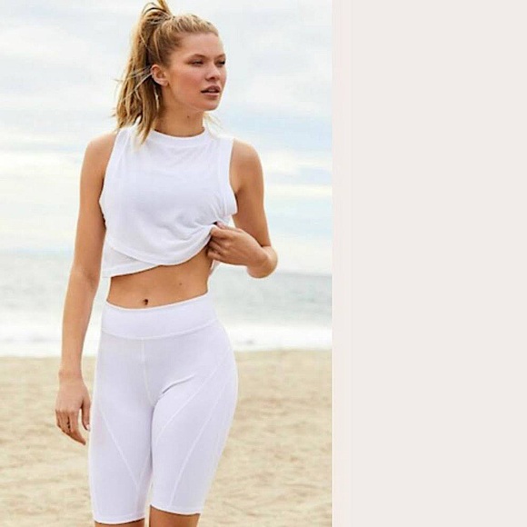 NWT Free People Movement White High Rise Biker Baby Shorts - Picture 4 of 7